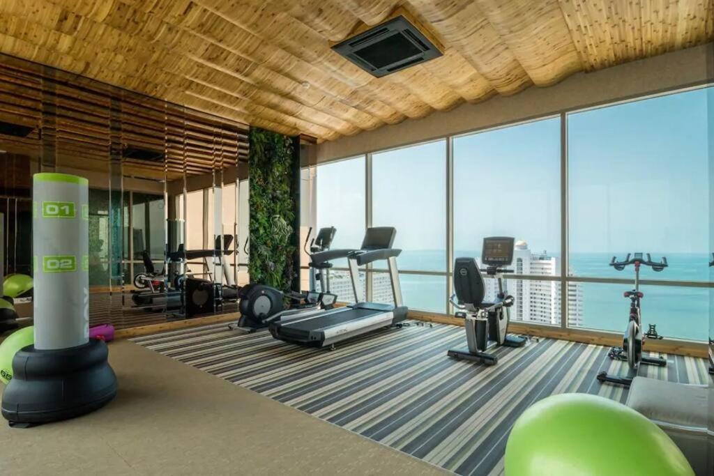 The Riviera Jomtien Praia de Jomtien Exterior foto