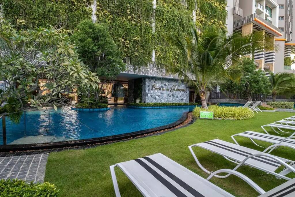 The Riviera Jomtien Praia de Jomtien Exterior foto
